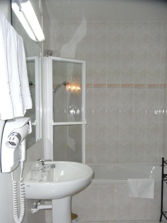 Hotel Du Parc La Rochette  Bilik gambar