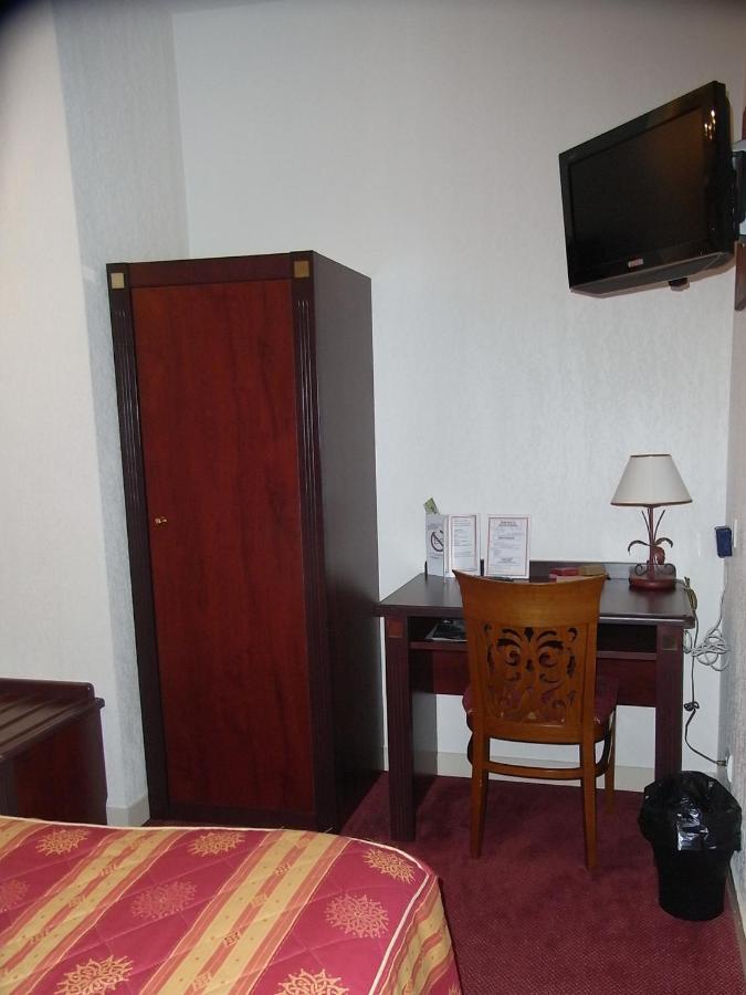 Hotel Du Parc La Rochette  Bilik gambar