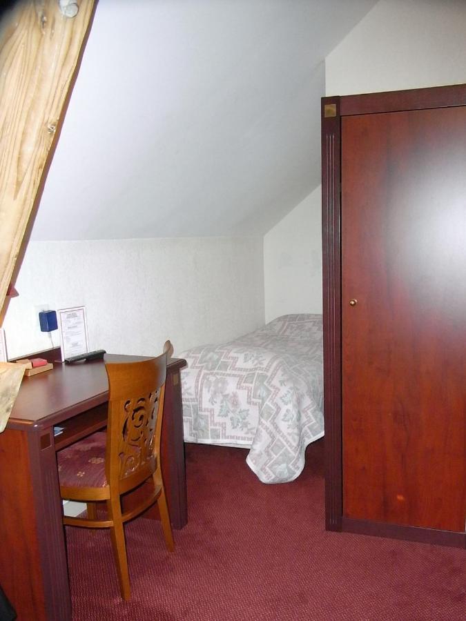 Hotel Du Parc La Rochette  Bilik gambar