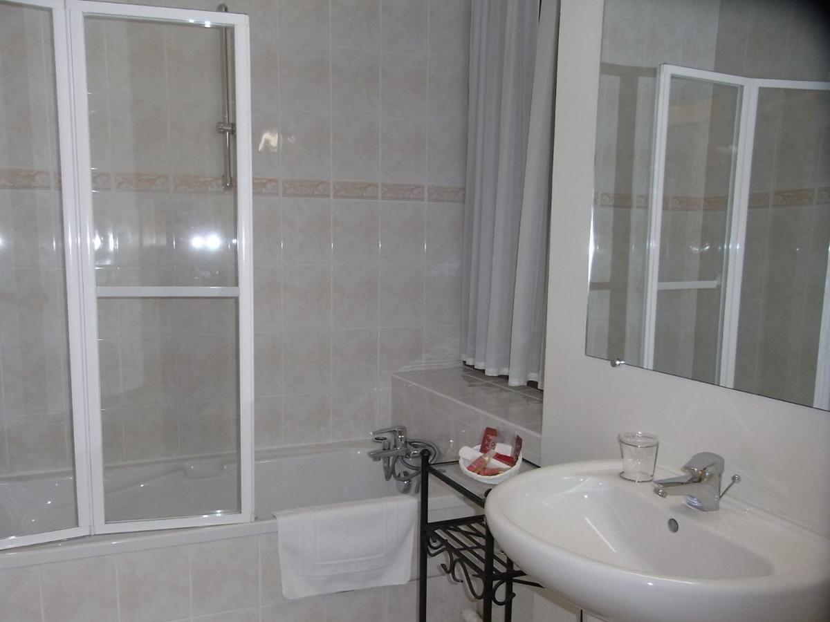 Hotel Du Parc La Rochette  Bilik gambar